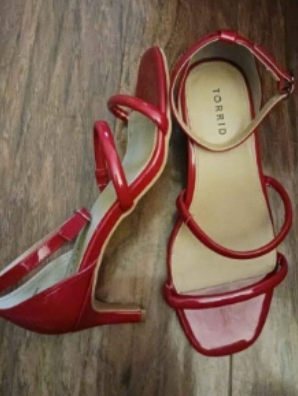torrid | Red Patent Set Back Heel - Picture 3 of 3